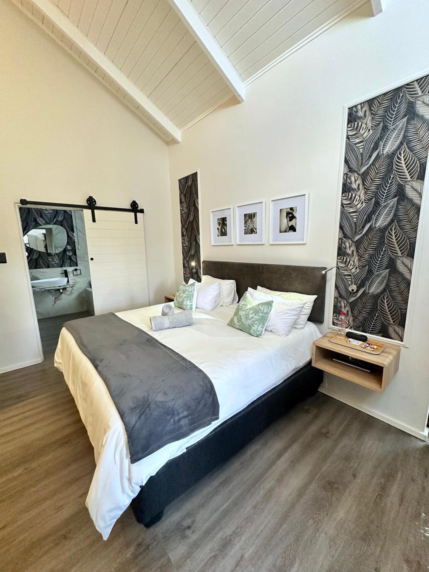 Spacube Luxury Suites And Spa Pretoria-Noord Zewnętrze zdjęcie